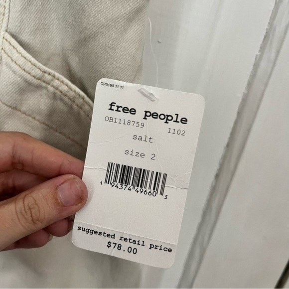 Free People Alpha Utility Willow Cream Raw Hem Button Front Mini Skirt Size 2 V1 - Picture 3 of 8